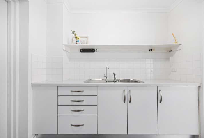 1/6 Metro Parade Mawson Lakes SA 5095 - Image 17