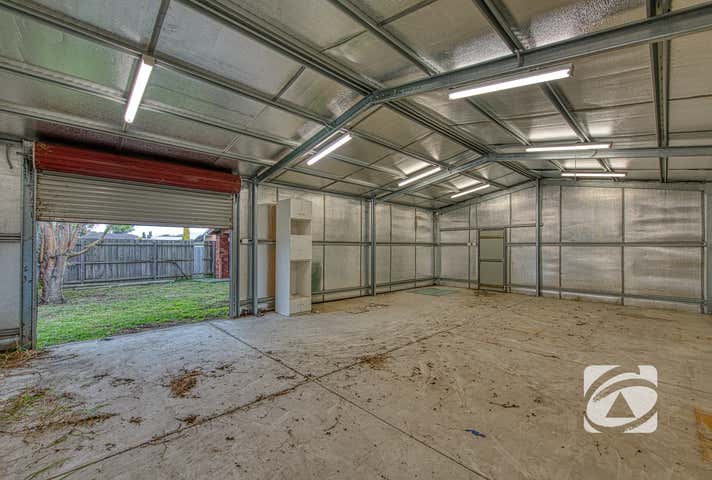 22 Main Street Pakenham VIC 3810 - Image 11