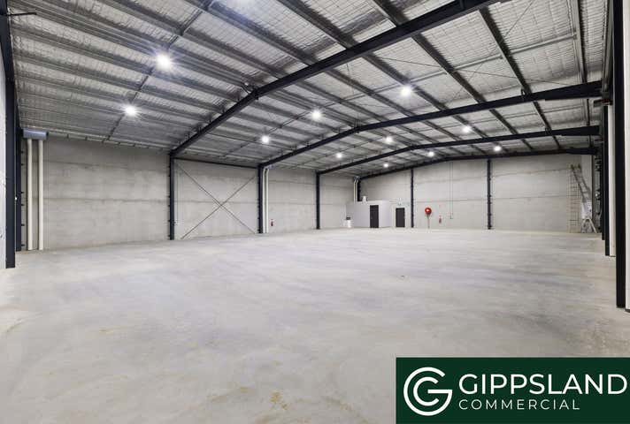 97 Roberts Court Drouin VIC 3818 - Image 3