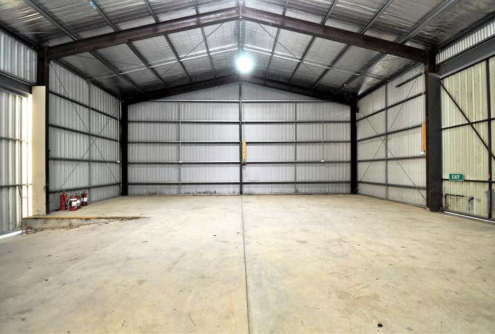 1/8  Wood Street Long Gully VIC 3550 - Image 10