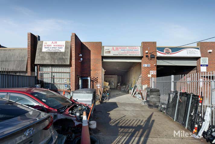 2/23 Norfolk Court Coburg North VIC 3058 - Image 1