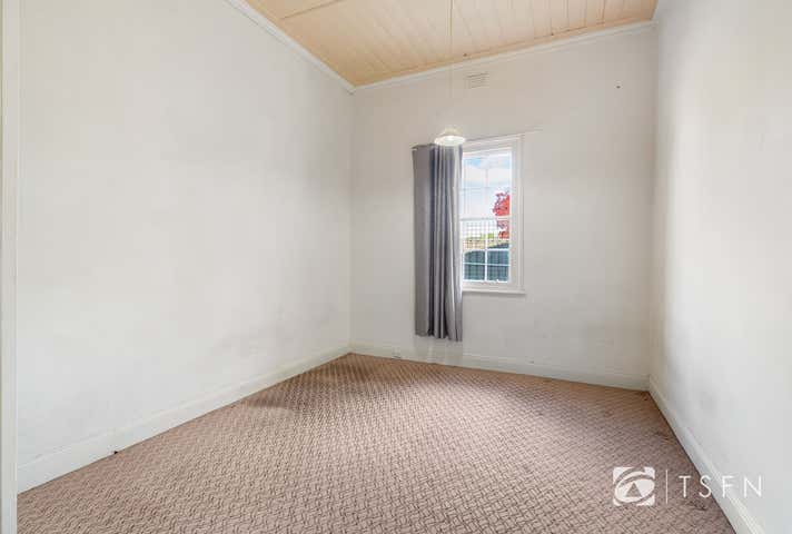 19 Panton Street Golden Square VIC 3555 - Image 9