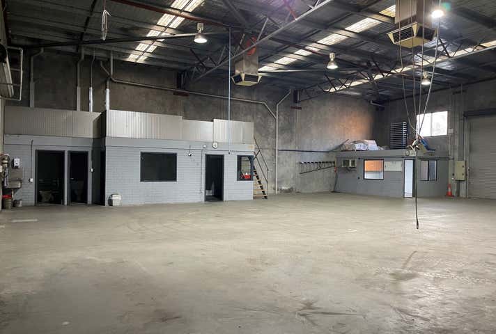 Unit 4, 30 Paramount Drive Wangara WA 6065 - Image 11