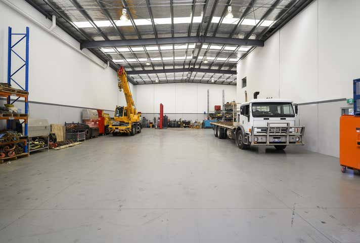 17 Latitude Boulevard Thomastown VIC 3074 - Image 5