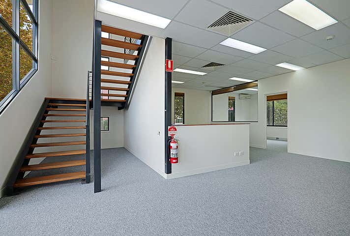 47 Catalano Circuit Canning Vale WA 6155 - Image 23