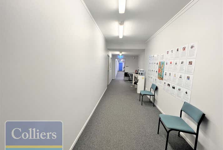 2/199 Ingham Road West End QLD 4810 - Image 9