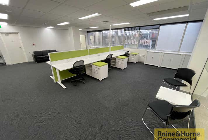 C, 15 Mayneview Street Milton QLD 4064 - Image 2