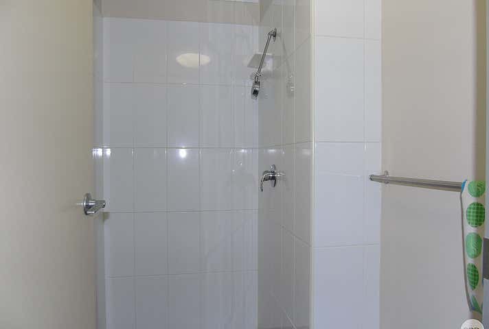 4/216 Harbour Road Mackay Harbour QLD 4740 - Image 9