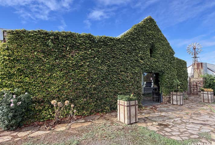 3454 Midland Highway 'Swiss Mountain Hotel' Blampied VIC 3364 - Image 32