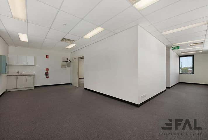 Suite  1, 233-235 Goodwin Drive Bongaree QLD 4507 - Image 6