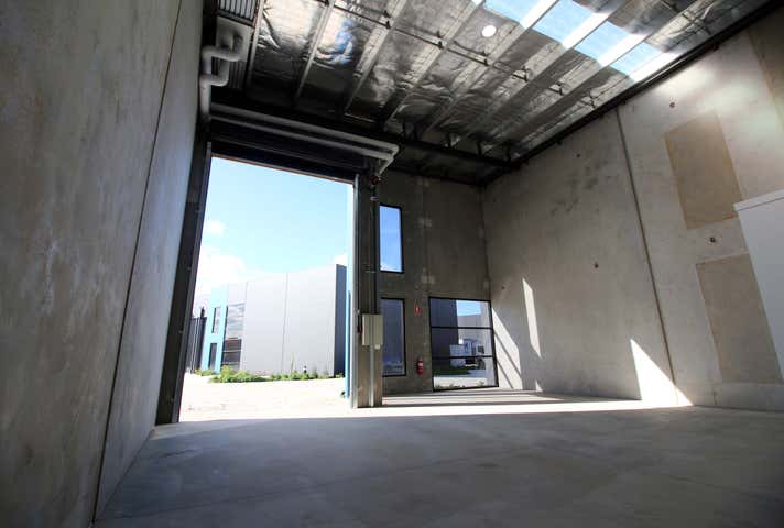 17/7 Seaside Parade North Shore VIC 3214 - Image 4