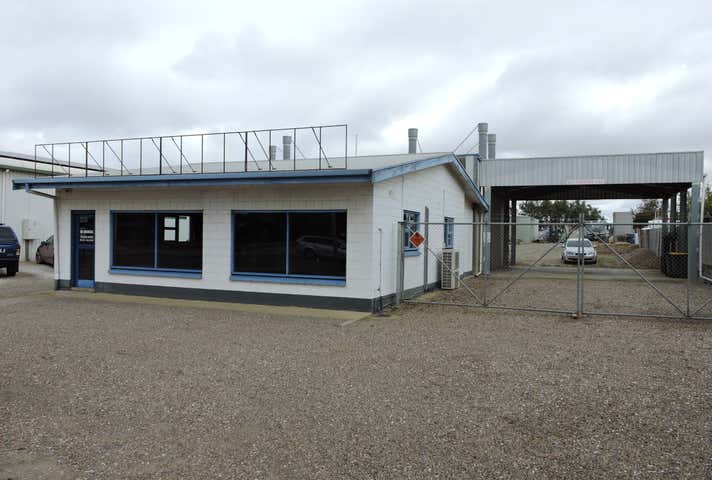 189 Adelaide Road Murray Bridge SA 5253 - Image 5