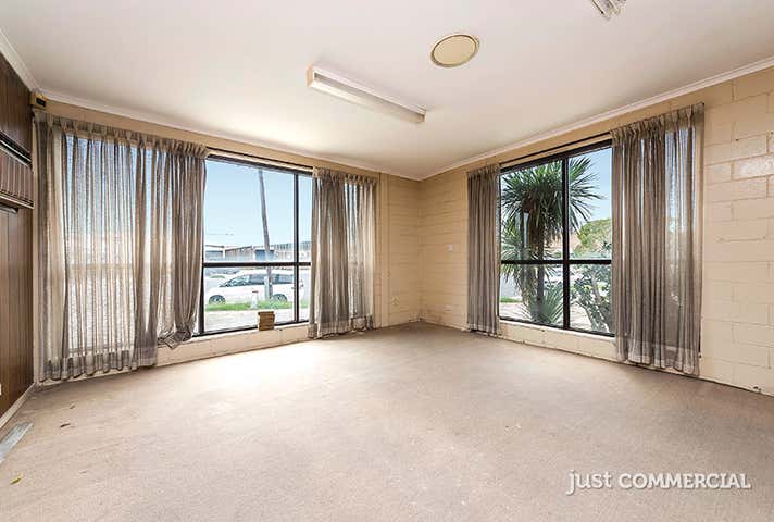 14 Edgecombe Court Moorabbin VIC 3189 - Image 8