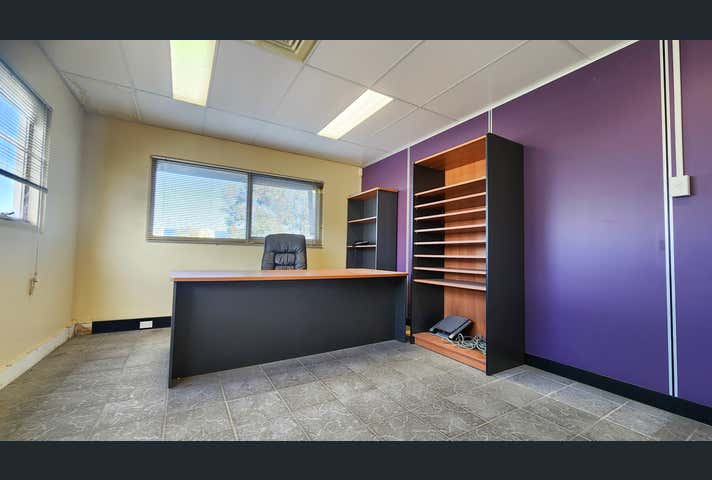 5a/242 Beringarra Avenue Malaga WA 6090 - Image 5