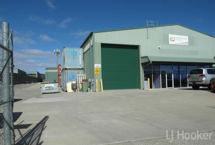 1/14 Endurance Avenue Queanbeyan East NSW 2620 - Image 14