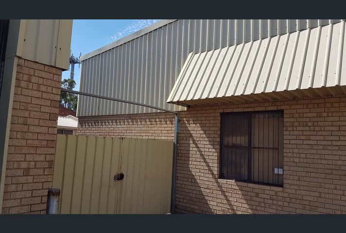Unit 3/25 Owen Road Kelmscott WA 6111 - Image 2