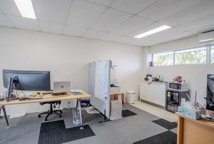 12/2 Grice Avenue Paradise Point QLD 4216 - Image 8