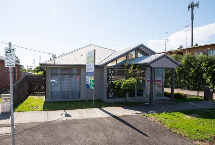 Room 2, Suite1, 127 Napier Street Essendon VIC 3040 - Image 3