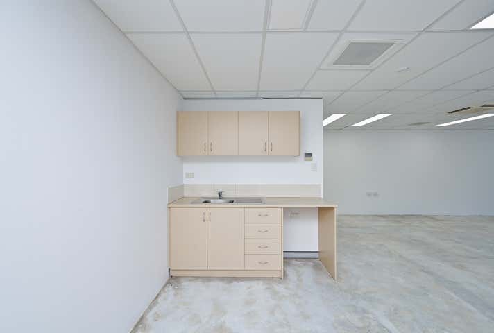 6 Barrington Street Spearwood WA 6163 - Image 7