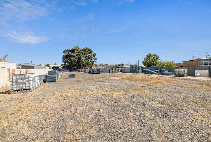 39-43 Barnes Street (Rear Lots 1 & 3) Stawell VIC 3380 - Image 4