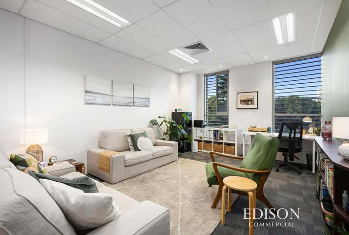 Suite 18/210 Queen Victoria Street North Fremantle WA 6159 - Image 5