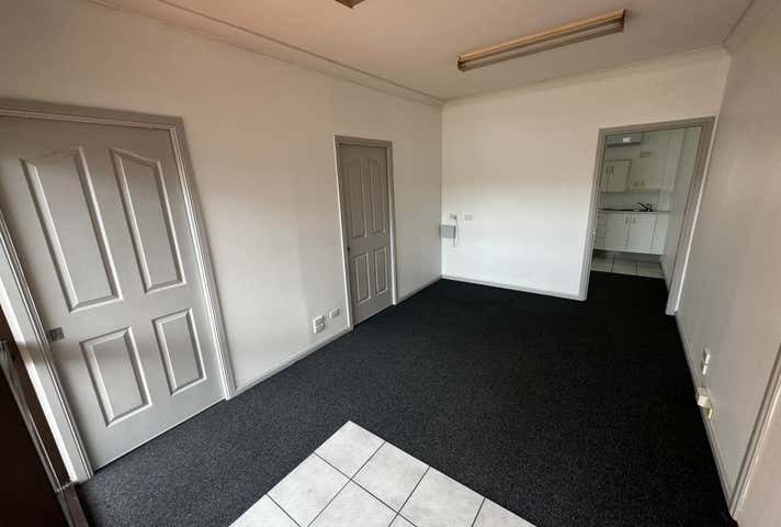 9/61 McLeod Street Cairns City QLD 4870 - Image 3
