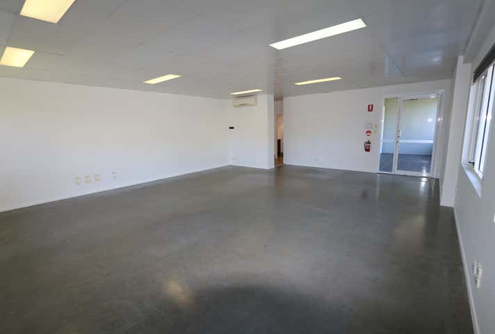 11/43 Tallebudgera Creek Road Burleigh Heads QLD 4220 - Image 4