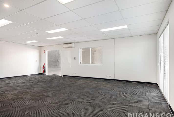 7/3-19 University Drive Meadowbrook QLD 4131 - Image 13
