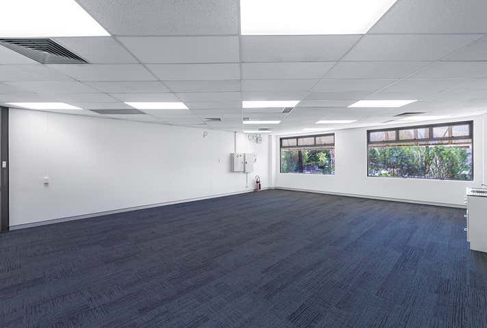 13/173 Davy Street Booragoon WA 6154 - Image 5