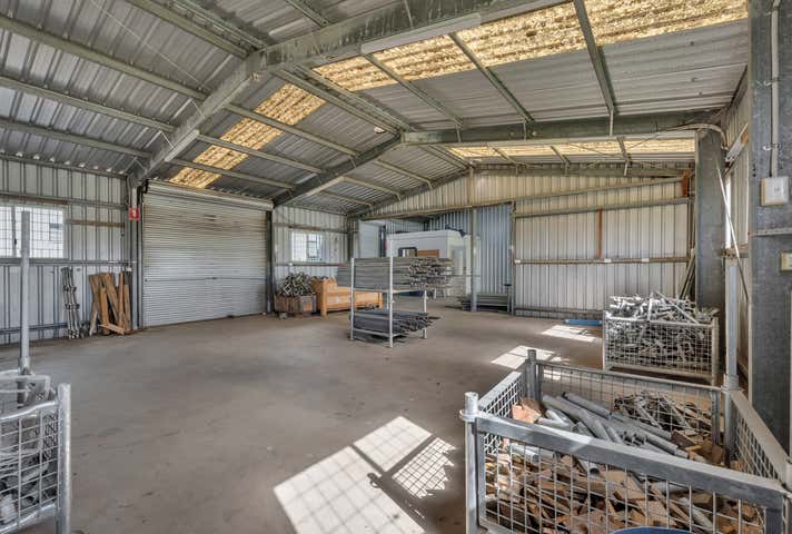 2 Dennis Little Drive Glanmire QLD 4570 - Image 4