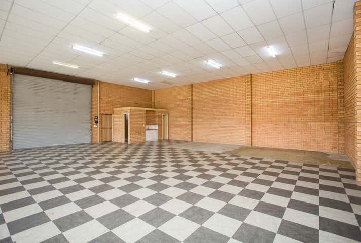 Unit 2, 16 Prindiville Dr Wangara WA 6065 - Image 12