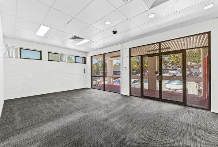 6 Barber Street Kalamunda WA 6076 - Image 8