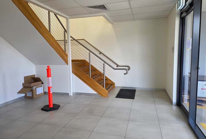 108 Eucumbene Drive Ravenhall VIC 3023 - Image 2