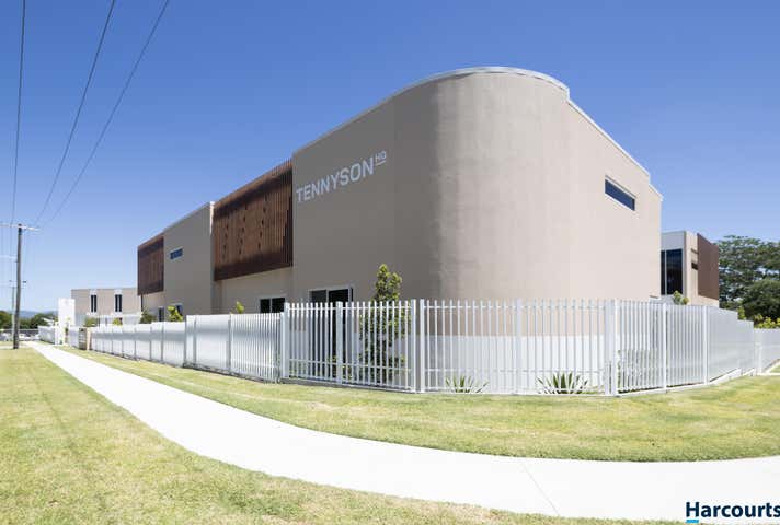 55 Lofter Street Tennyson QLD 4105 - Image 1