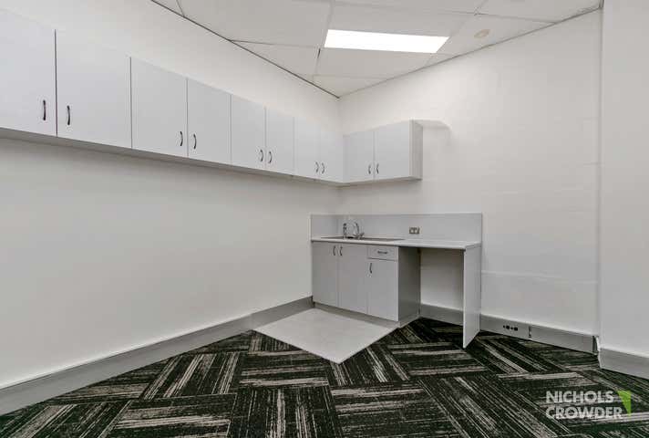 10/108-120 Young Street Frankston VIC 3199 - Image 4