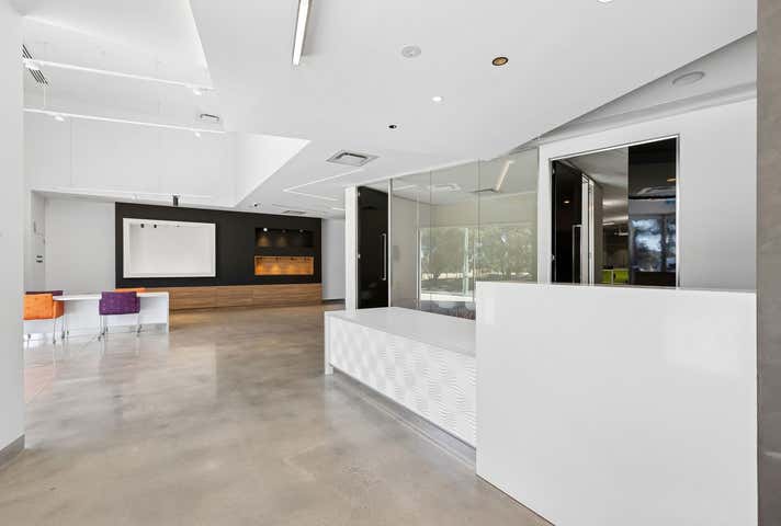 11 Cowie Street North Geelong VIC 3215 - Image 3