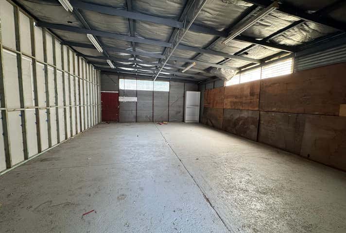 2/31 Hovell Street Wodonga VIC 3690 - Image 3