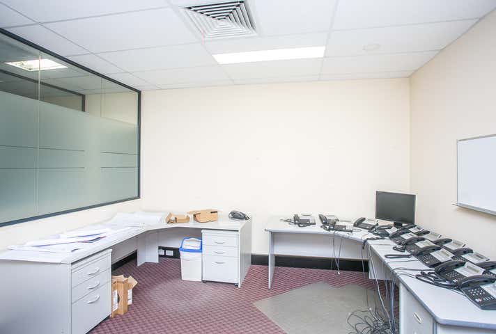 7 Tacoma Circuit Canning Vale WA 6155 - Image 11