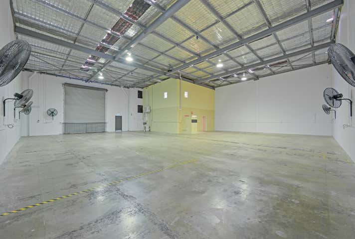 4,2-6 Tulloch Way Canning Vale WA 6155 - Image 13