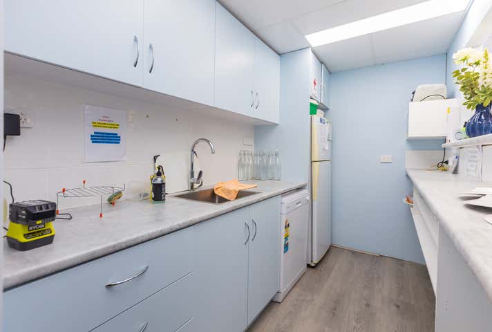 141-143 Meares Avenue Parmelia WA 6167 - Image 14