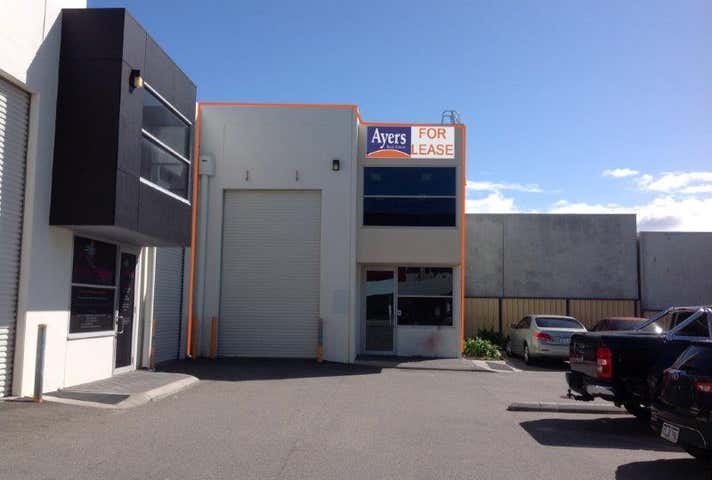 5/17 Caloundra Rd Clarkson WA 6030 - Image 2