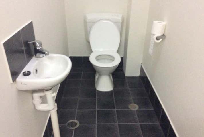 32 Lancaster Road Wangara WA 6065 - Image 7