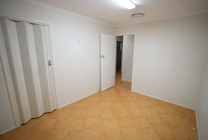 18 Nerang-Broadbeach Road Nerang QLD 4211 - Image 12