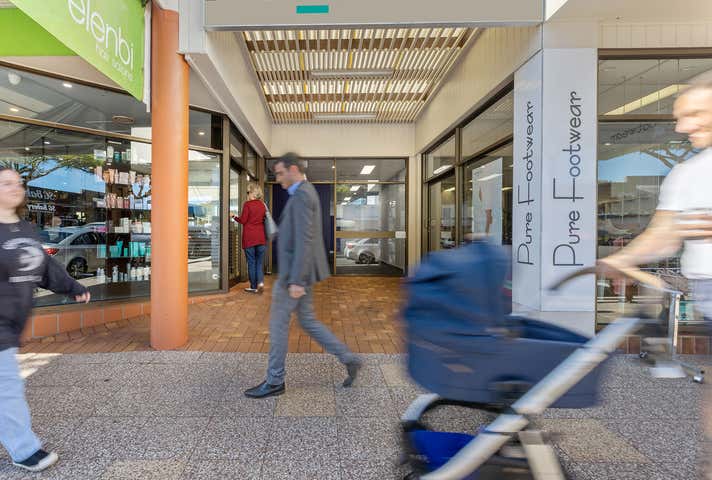 2a/61 Burnett Street Buderim QLD 4556 - Image 3