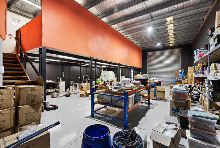 8/12-20 James Court Tottenham VIC 3012 - Image 5