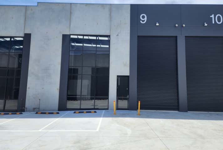 9/16 Concept Drive Delacombe VIC 3356 - Image 1