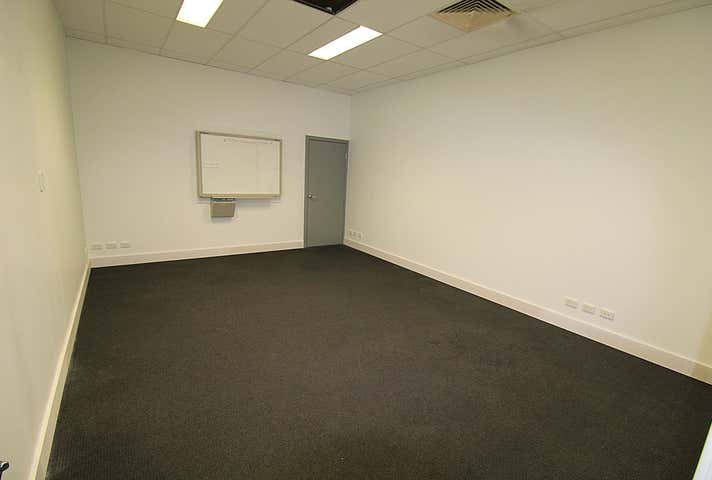 Suite 8, 228-230 Shute Harbour Road Cannonvale QLD 4802 - Image 9