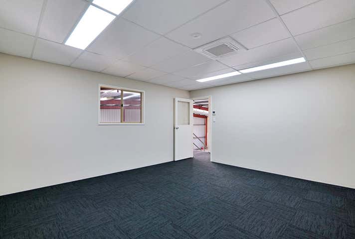 90 Ewing Street Welshpool WA 6106 - Image 13