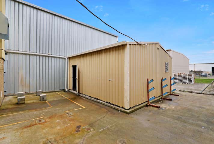 112 Radium Street Welshpool WA 6106 - Image 21