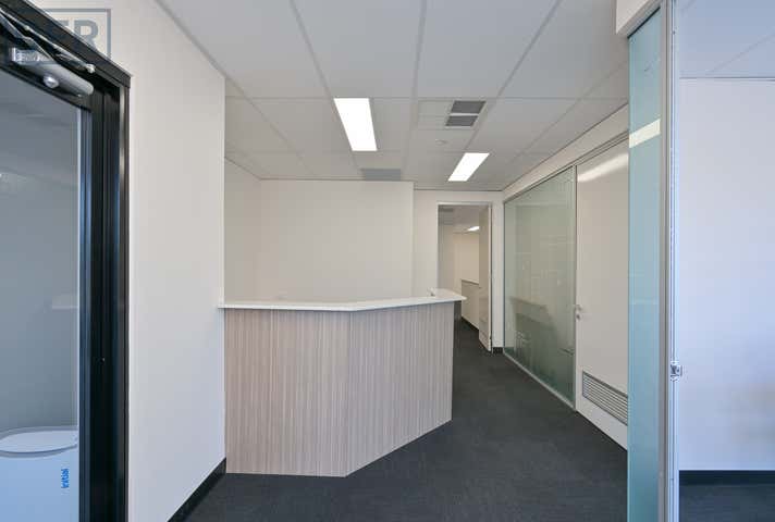 4/437 Yangebup Road Cockburn Central WA 6164 - Image 8